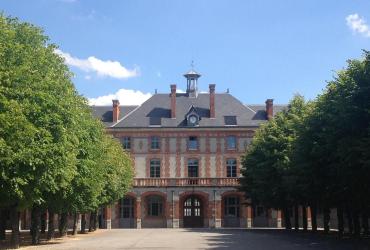 Façade du Lycée François 1er de Fontainebleau